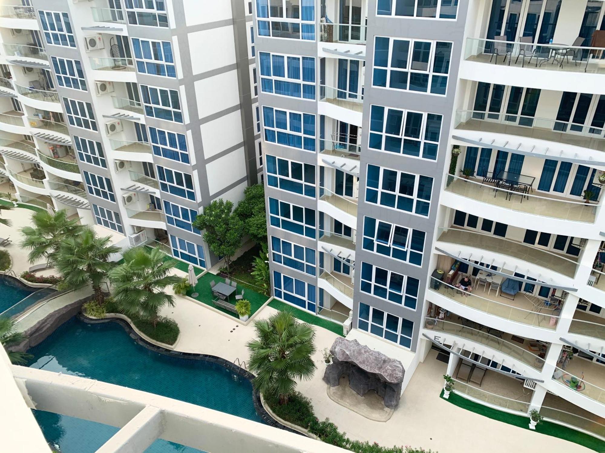 Centara Avenue Residence near LK Metro Pattaya Exterior foto